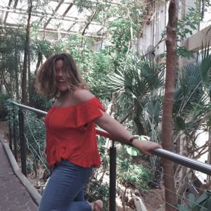 Meet your Posher, Leigh